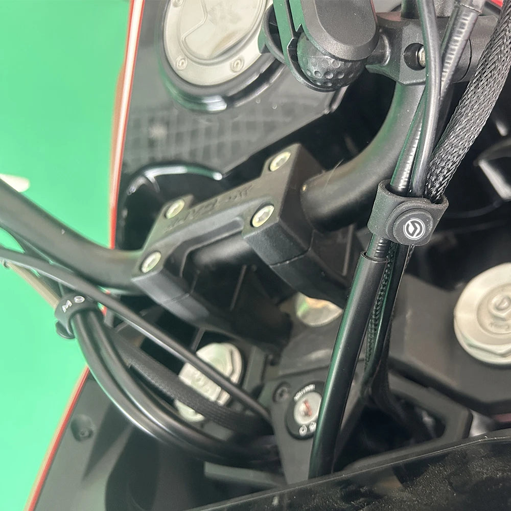 Pack de 8 Correas de Silicona ZYAKO – Fijación de Cables para Motos